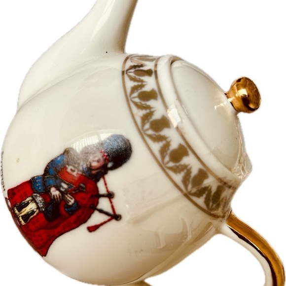 Vintage Scotland Ceramics Gold Rimmed Miniature Porcelain Tea Pot 3" with Lid - Picture 3 of 5